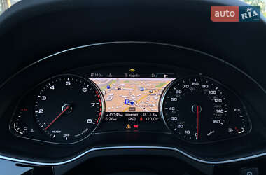 Внедорожник / Кроссовер Audi Q7 2017 в 