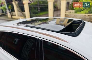 Внедорожник / Кроссовер Audi Q7 2015 в 
