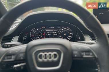 Внедорожник / Кроссовер Audi Q7 2015 в 