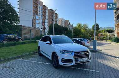 Позашляховик / Кросовер Audi Q7 2018 в 