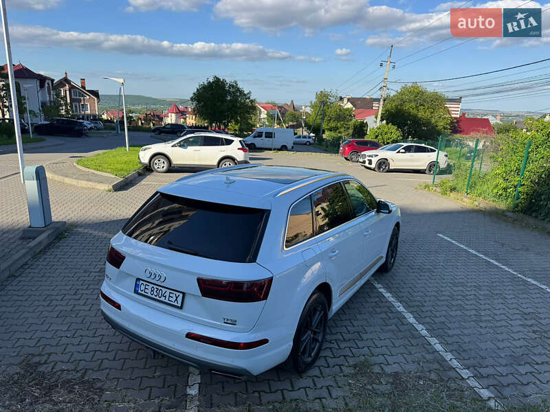 Внедорожник / Кроссовер Audi Q7 2018 в Черновцах