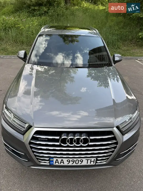 Audi Q7 2018 VIN WA1LHAF77JD030276 фото оголошення 30 з 78
