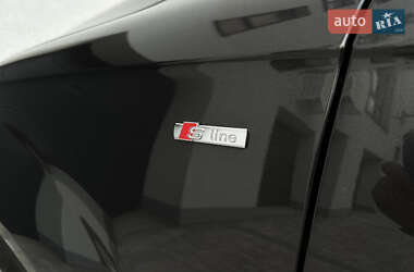 Позашляховик / Кросовер Audi Q7 2012 в 