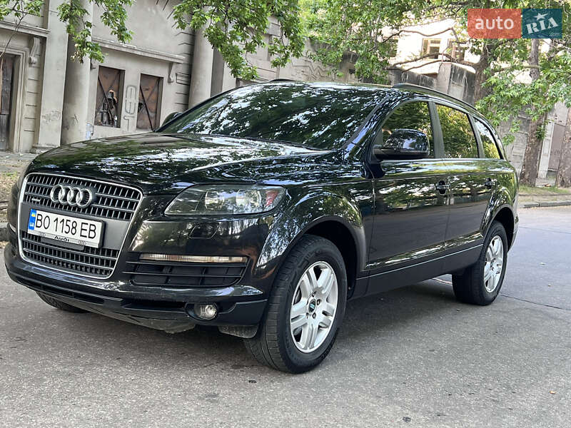 Позашляховик / Кросовер Audi Q7 2007 в Миколаєві