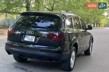 Внедорожник / Кроссовер Audi Q7 2007 в 