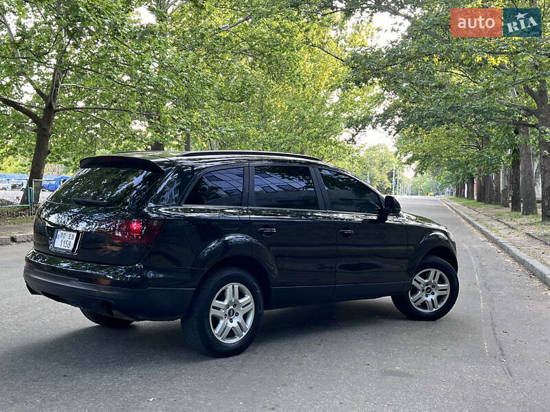Позашляховик / Кросовер Audi Q7 2007 в Миколаєві