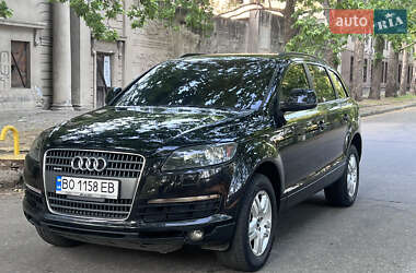 Внедорожник / Кроссовер Audi Q7 2007 в 