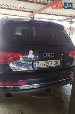 Внедорожник / Кроссовер Audi Q7 2014 в 