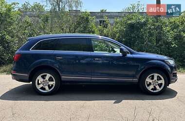Внедорожник / Кроссовер Audi Q7 2012 в 