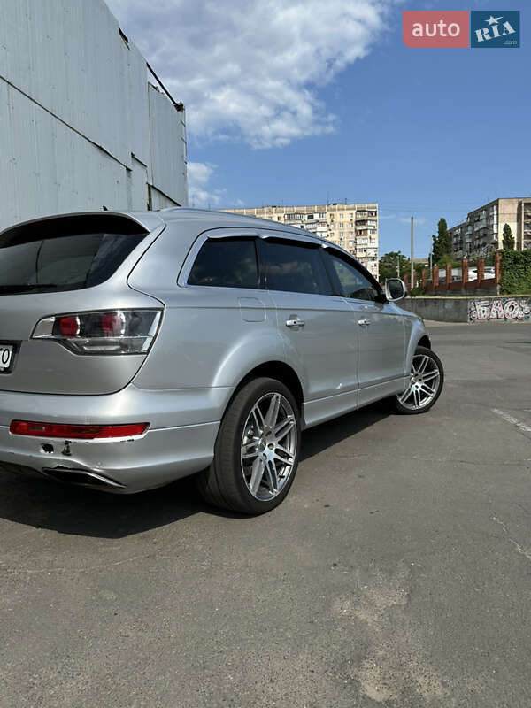 Внедорожник / Кроссовер Audi Q7 2007 в Одессе