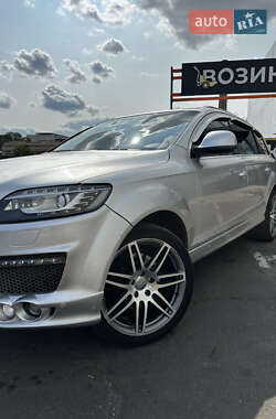 Позашляховик / Кросовер Audi Q7 2007 в 