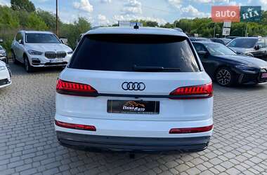 Внедорожник / Кроссовер Audi Q7 2020 в 