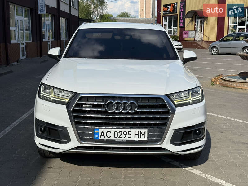 Внедорожник / Кроссовер Audi Q7 2016 в Ковеле