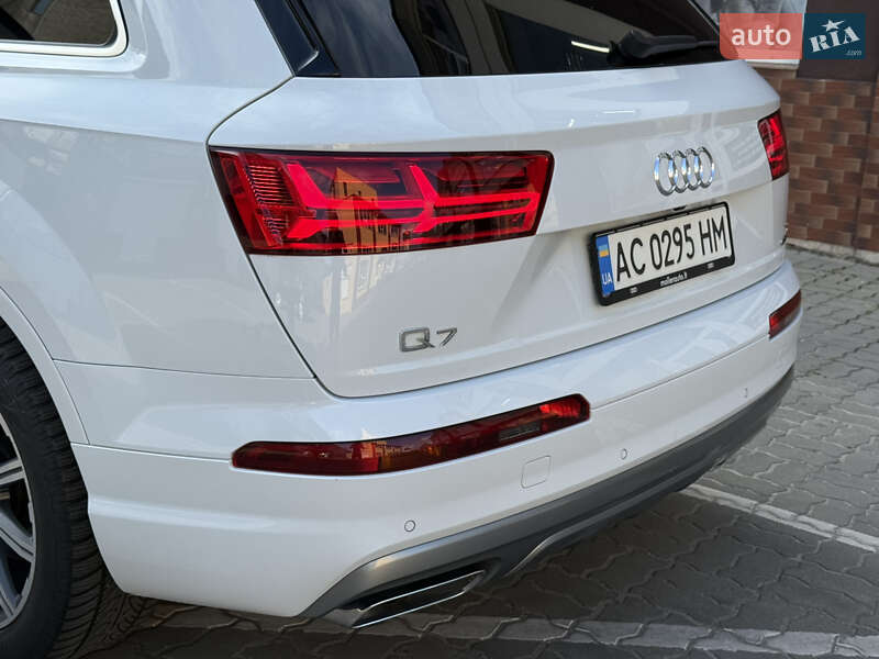 Внедорожник / Кроссовер Audi Q7 2016 в Ковеле