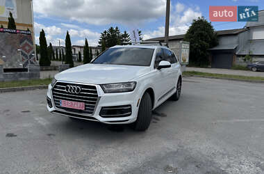 Внедорожник / Кроссовер Audi Q7 2017 в Ровно