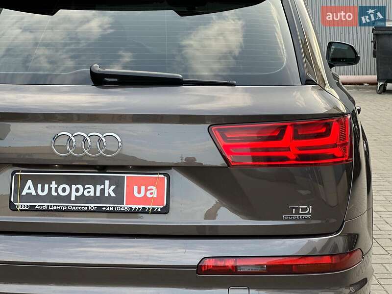 Внедорожник / Кроссовер Audi Q7 2016 в Одессе