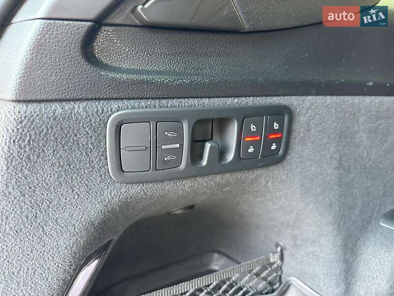Внедорожник / Кроссовер Audi Q7 2016 в Одессе