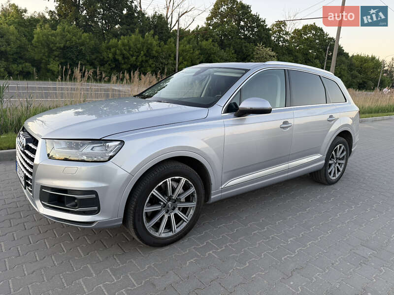 Внедорожник / Кроссовер Audi Q7 2018 в Луцке