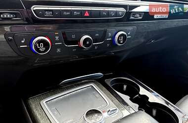 Внедорожник / Кроссовер Audi Q7 2017 в 