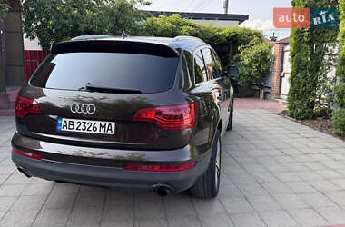 Внедорожник / Кроссовер Audi Q7 2011 в 