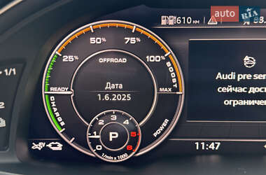 Внедорожник / Кроссовер Audi Q7 2016 в 