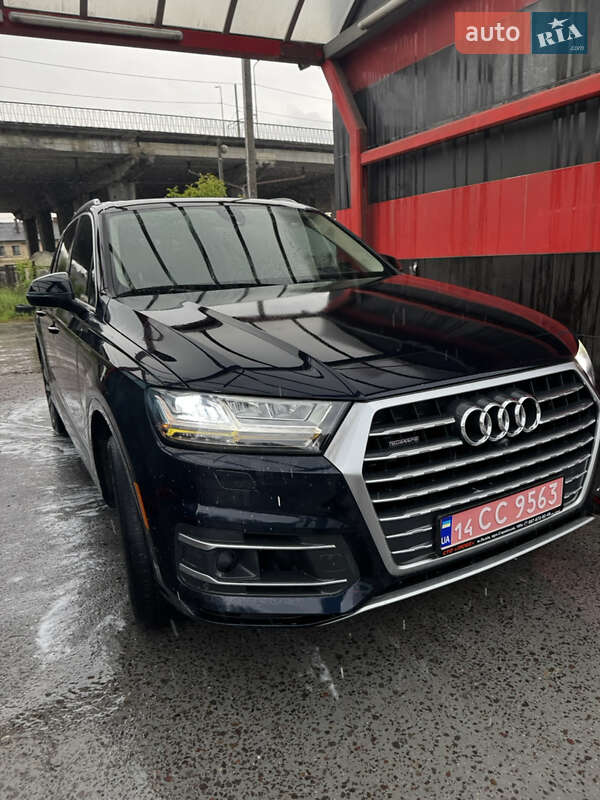 Внедорожник / Кроссовер Audi Q7 2017 в Львове
