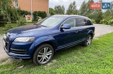 Внедорожник / Кроссовер Audi Q7 2015 в 