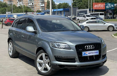 Позашляховик / Кросовер Audi Q7 2009 в Полтаві