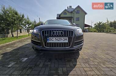 Позашляховик / Кросовер Audi Q7 2012 в 