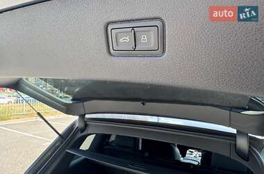 Внедорожник / Кроссовер Audi Q7 2019 в 