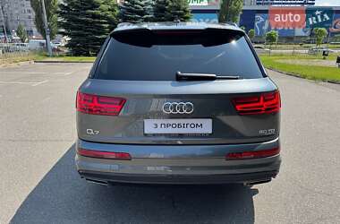 Внедорожник / Кроссовер Audi Q7 2019 в 