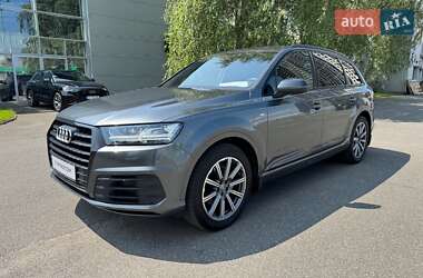 Внедорожник / Кроссовер Audi Q7 2019 в 