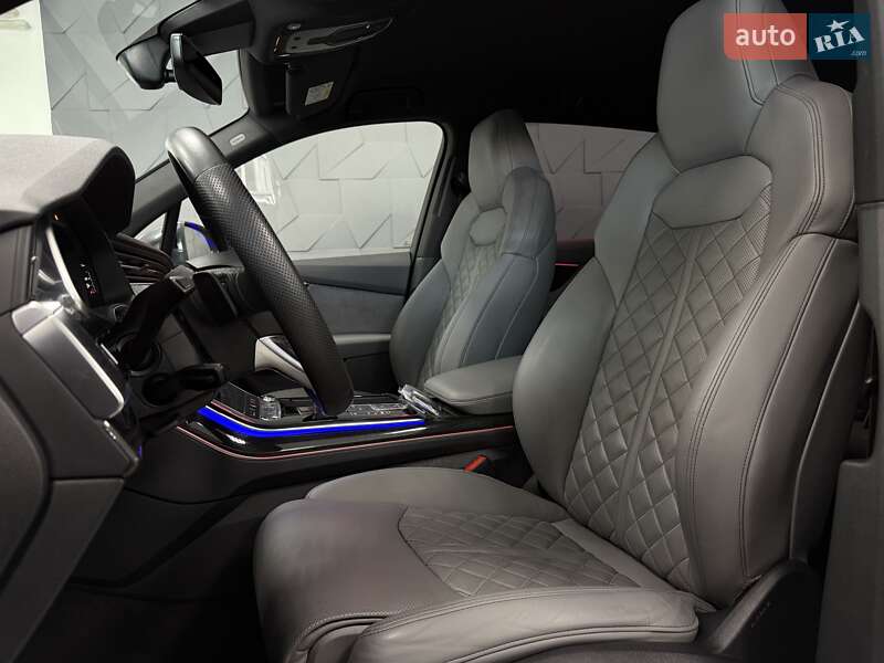 Позашляховик / Кросовер Audi Q7 2021 в Тернополі