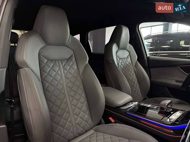 Позашляховик / Кросовер Audi Q7 2021 в Тернополі
