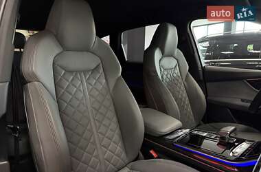Внедорожник / Кроссовер Audi Q7 2021 в 