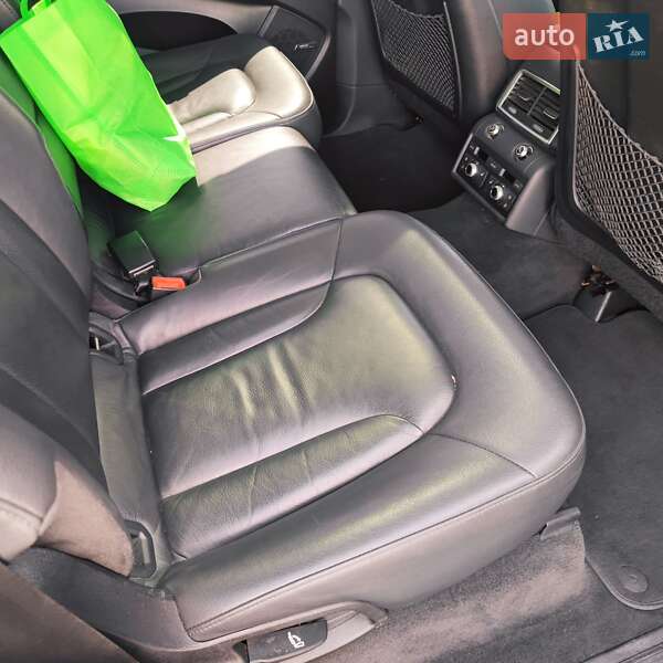 Внедорожник / Кроссовер Audi Q7 2010 в Киеве