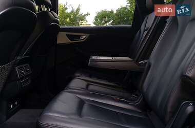 Внедорожник / Кроссовер Audi Q7 2019 в 