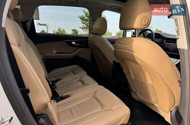 Внедорожник / Кроссовер Audi Q7 2019 в 