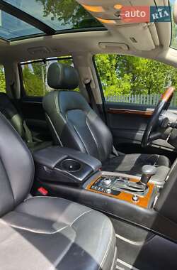 Внедорожник / Кроссовер Audi Q7 2011 в 