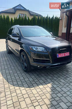 Внедорожник / Кроссовер Audi Q7 2014 в 