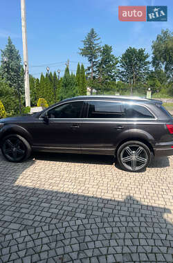 Внедорожник / Кроссовер Audi Q7 2014 в 
