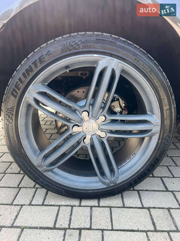 Позашляховик / Кросовер Audi Q7 2014 в Львові