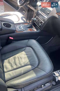 Внедорожник / Кроссовер Audi Q7 2014 в 
