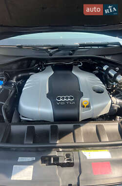 Внедорожник / Кроссовер Audi Q7 2014 в 