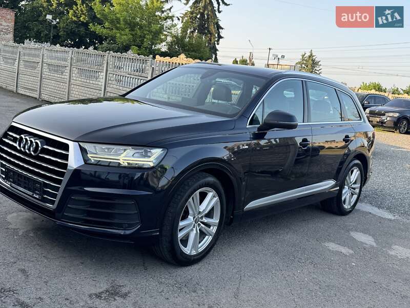 Внедорожник / Кроссовер Audi Q7 2016 в Тернополе