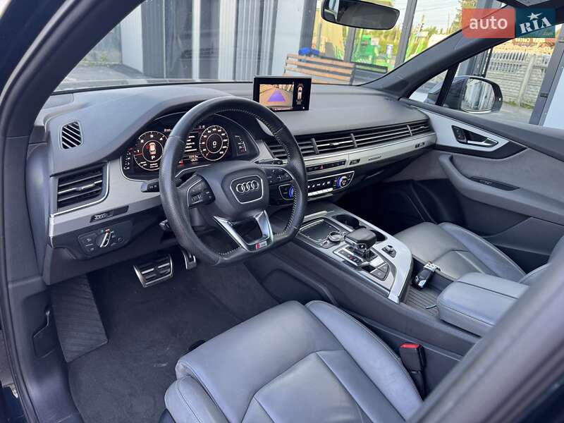 Внедорожник / Кроссовер Audi Q7 2016 в Тернополе