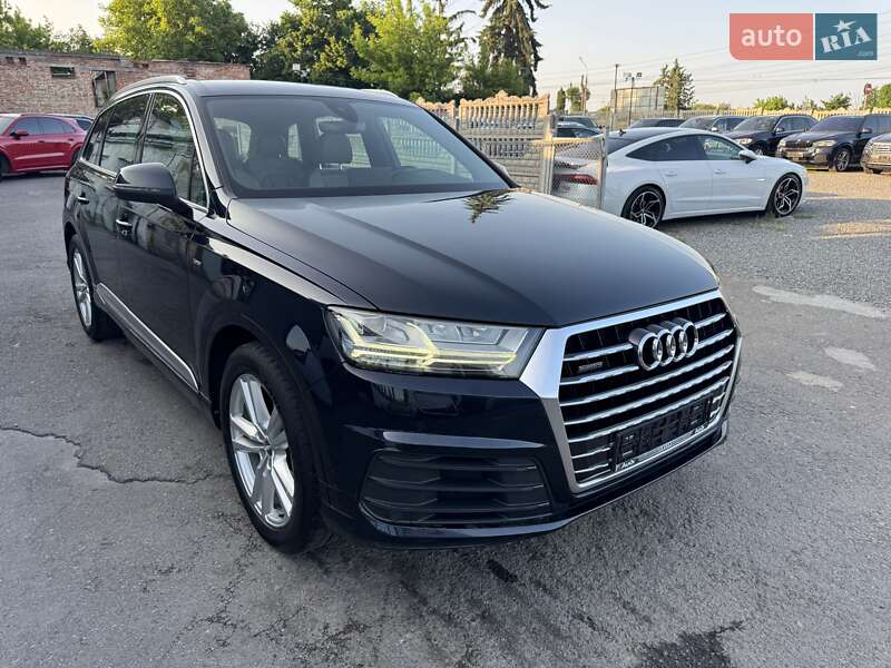 Внедорожник / Кроссовер Audi Q7 2016 в Тернополе
