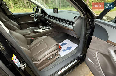 Внедорожник / Кроссовер Audi Q7 2019 в 