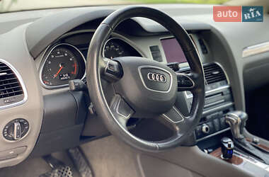 Внедорожник / Кроссовер Audi Q7 2012 в 