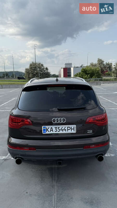 Внедорожник / Кроссовер Audi Q7 2010 в Киеве